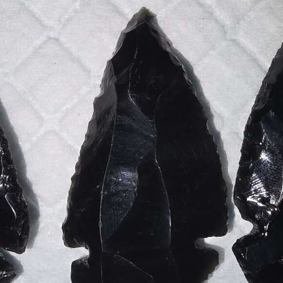 💖MYSTERY Box! Crystals, Beads, Vintage Jewelry & Cozy Pet Gifts! Surprises!💎🧶 - Picture 15 of 16